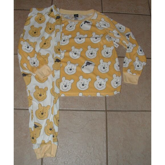 DISNEY Sz Small (4-6) WINNIE THE POOH Soft Microfiber 2 Pc Pajama Lounge Set NEW - Picture 1 of 5